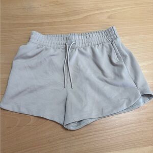 Ribbed airy sleek shorts